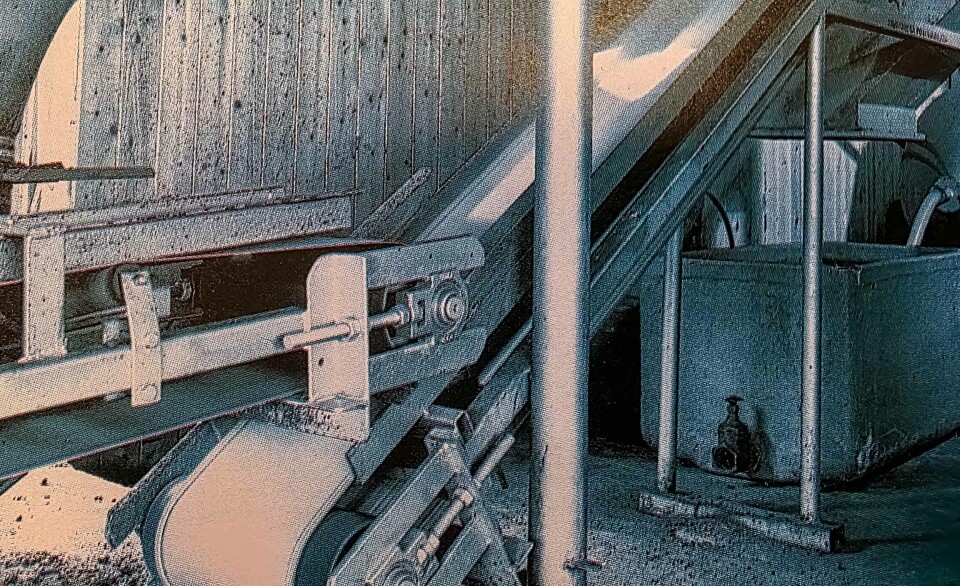 Prototype av det aller første vannbårne fôringssystemet, testet på 1980-tallet.