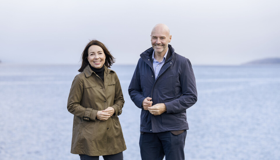 Tonje Foss, administrerende direktør i Frøy og Victor Jan Jensen, administrerende direktør i Abyss.