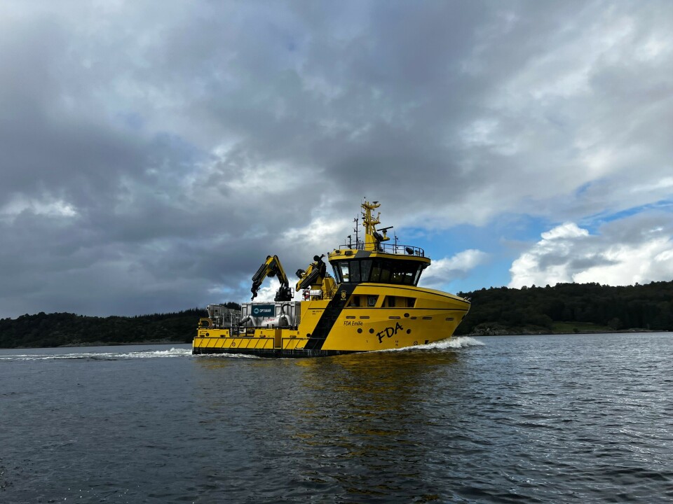 Båten FMV59 FDA «Emilie» er overlevert fra Fitjar Mekaniske Verksted (FMV) til Finnsnes Dykk & Anleggsservice (FDA).