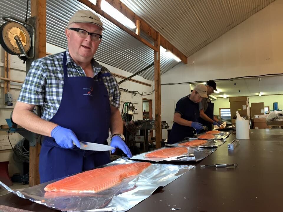 Gerhard Alsaker har levert er regnskap for 2019 med driftsmargin på 33 %. Foto: Alsaker Fjordbruk