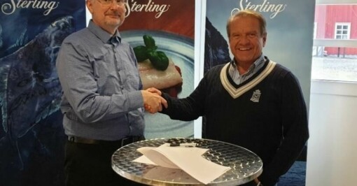Kveiteoppdretter signerer kontrakt med Aller Aqua