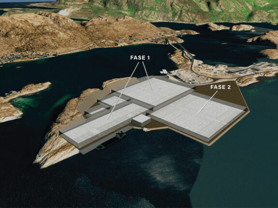 Utbyggingen på Brennholmen i Åfjord kommune er planlagt bygd ut i 2 faser. Fase 1 omfatter produksjon av 10 000 tonn matfisk og 10 millioner smolt og fase 2 er planlagt med 10 000 tonn matfisk.