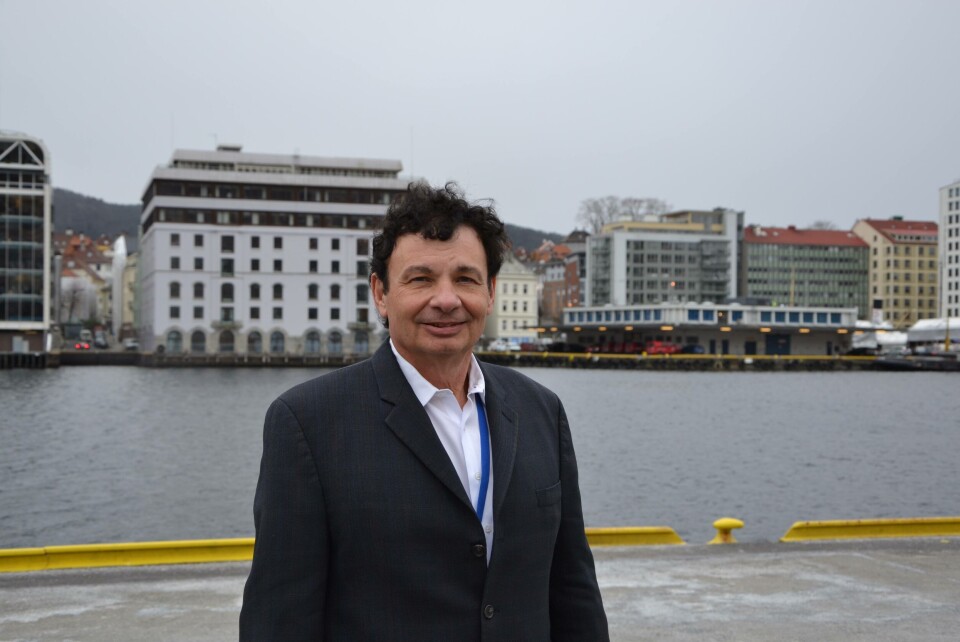 Walter Rakitsky fra Terravia er utdannet innen organisk kjemi og har jobbet mye med alger som råvare. Foto: Linn Therese Skår Hosteland