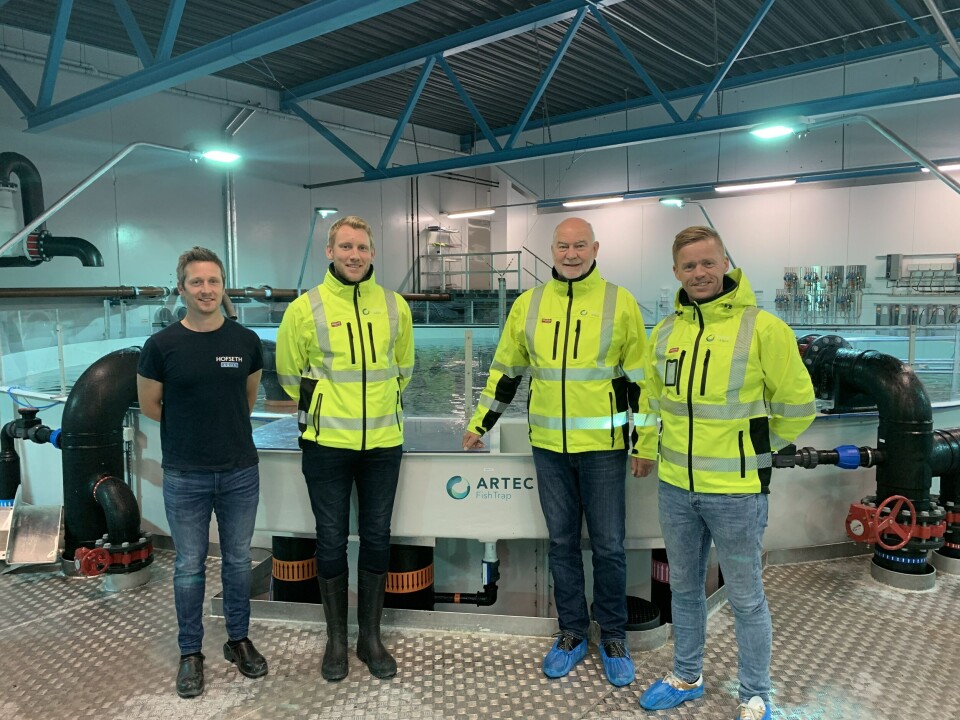 Fra venstre Ole Magnus Melchior (Hofseth Aqua), Magnus Seth, Arne Tørlen og Ole Andrè Nordal (Artec Aqua) Foto: Artec Aqua) Fra venstre Ole Magnus Melchior (Hofseth Aqua), Magnus Seth, Arne Tørlen og Ole Andrè Nordal (Artec Aqua) Foto: Artec Aqua)