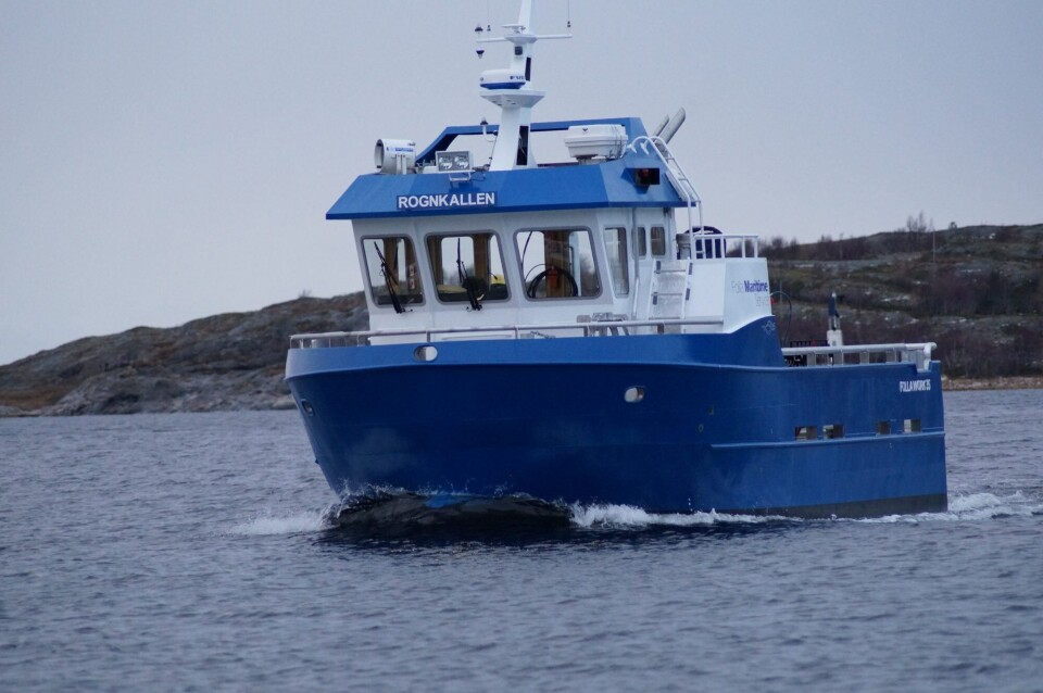 Den nye arbeidsbåten til Salmar Farming er 10,5 meter lang og 5 meter bred. Foto: Folla Maritime Services