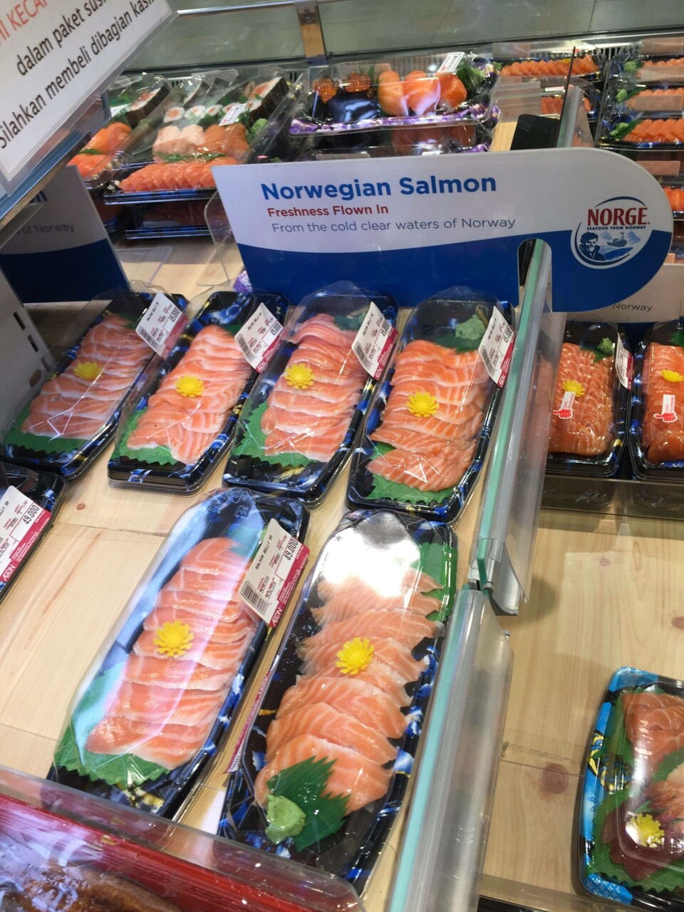 Bilde fra sushi counter i supermarked i Indonesia. Foto: Norges Sjømatråd.