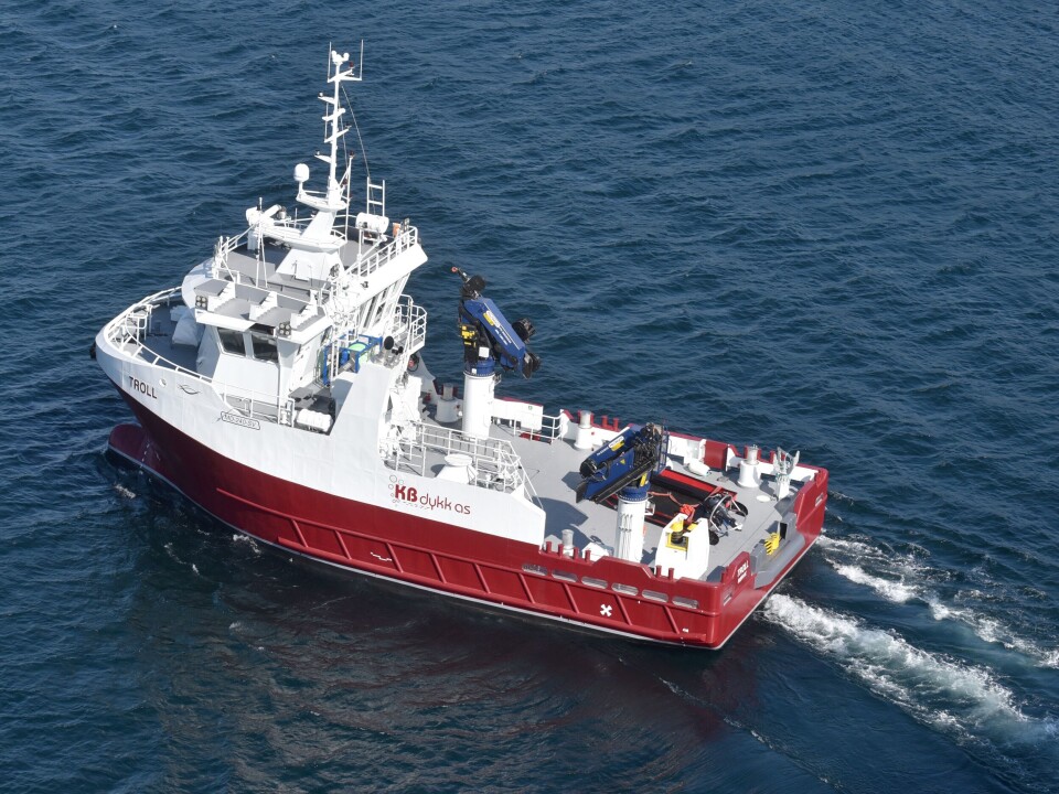 RETT VEST: Når Troll nå går drøye 850 nautiske mil rett vest til Island, betyr det bokstavelig talt nytt land og et stort skritt i utviklingen for det trønderske serviceselskapet KB Dykk. Foto: Tom Lysø.