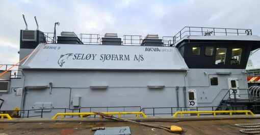 Ny hybrid fôrflåte til Seløy Sjøfarm