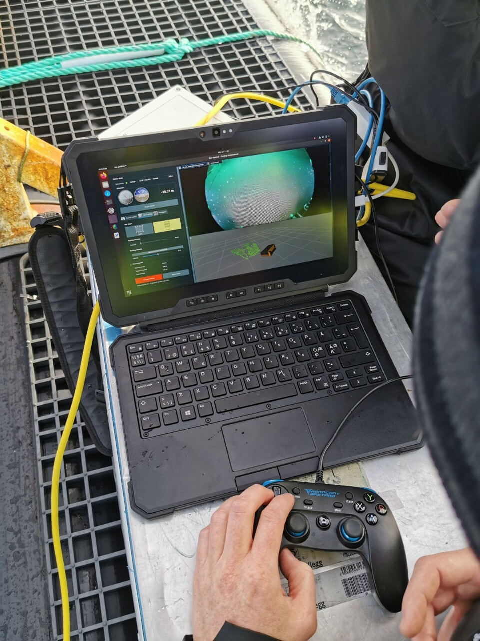 De selvkjørende egenskapene utvikles og testes fortløpende i simuleringsmiljø som gir selskapet et realistisk bilde på hvordan farkosten fungerer. Her fra testing i fullskala anlegg i drift. Foto: Mohn Technology De selvkjørende egenskapene utvikles og testes fortløpende i simuleringsmiljø som gir selskapet et realistisk bilde på hvordan farkosten fungerer. Her fra testing i fullskala anlegg i drift. Foto: Mohn Technology