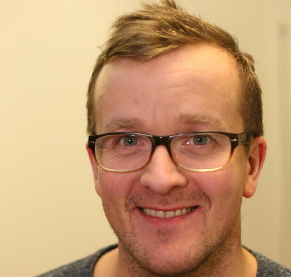 Jim Olaisen, direktør fiskefôr i Polarfeed, sier filosofien deres er å ha en høy andel marine råvarer i fôret de leverer. Foto: Privat.