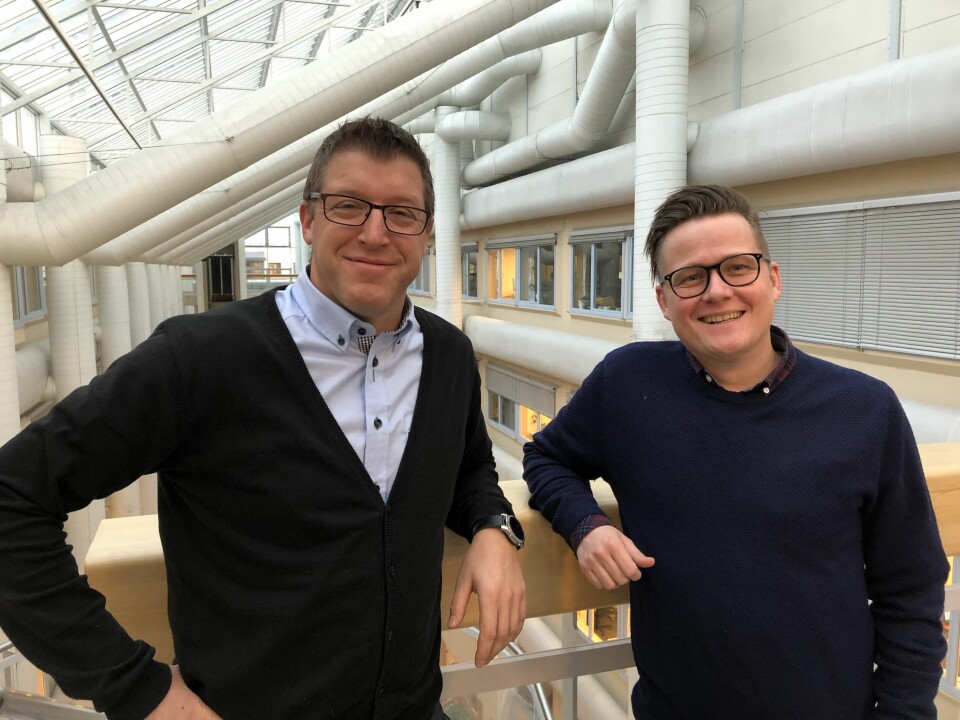 Hans Halle-Knutzen, salgs- og markedsdirektør og nyansatte marketingsjefen Torstein Strøm Torjuul. Foto: Biomar. Hans Halle-Knutzen, salgs- og markedsdirektør og nyansatte marketingsjefen Torstein Strøm Torjuul. Foto: Biomar.