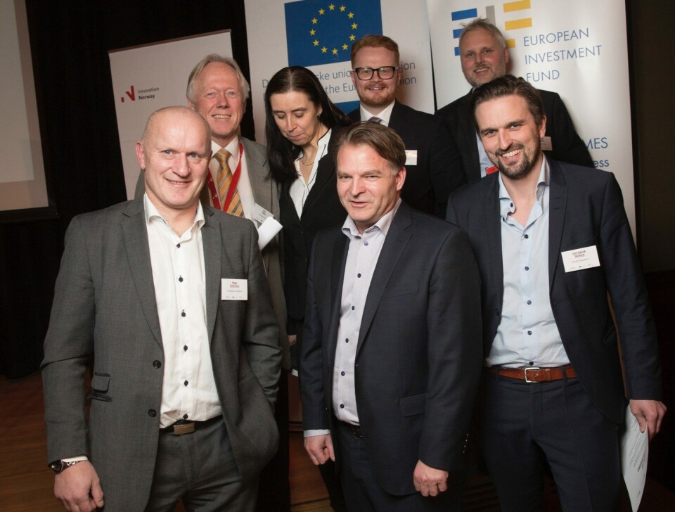 Fredrikstad Seafoods har fått millionstøtte til produksjon av laks på land. Her med Erik Heim i midten. Foto: Nordic Aquafarms.