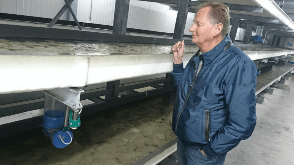 Victor Øiestad har vært en betydelig drivkraft bak det å utvikle metoder til og kunnskap om kommersielt oppdrett av marine fiskearter som for eksempel torsk, kveite og piggvar. Nå fyller han 75 år. Foto: Privat