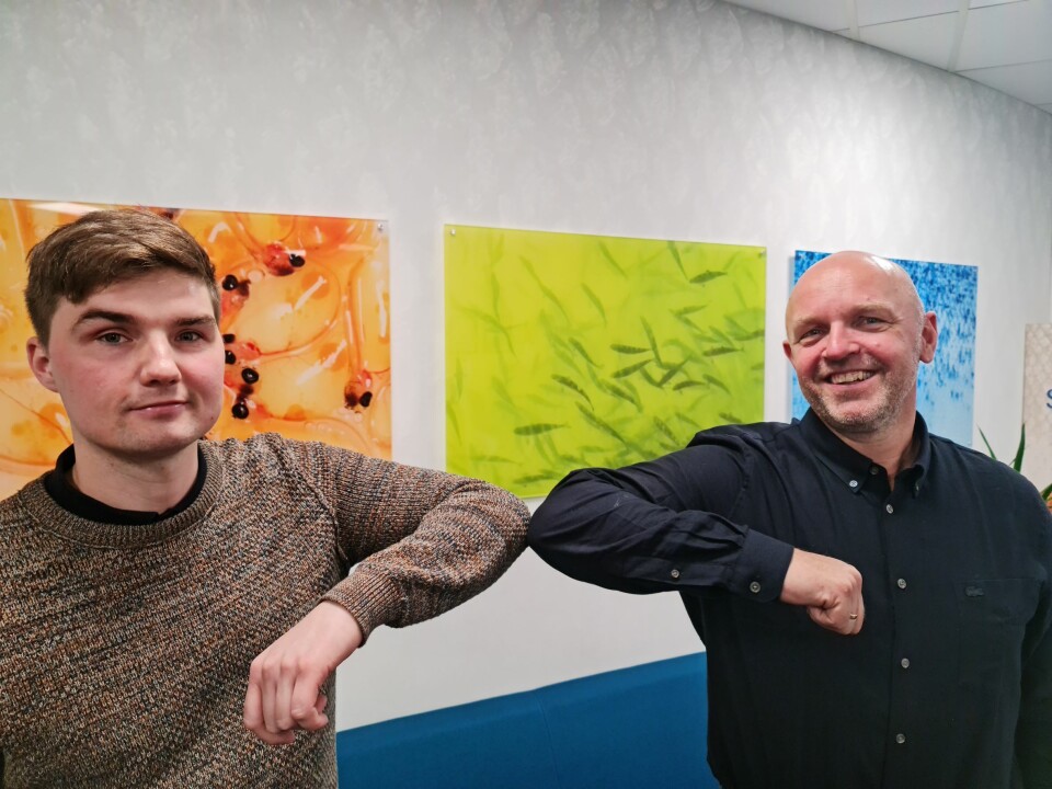 Øyvind Bjørknes t.v er ny stamfiskkoordinator hos Salten Stamfisk. Her er han avbildet sammen med Jarle Solemdal. Foto: Privat.