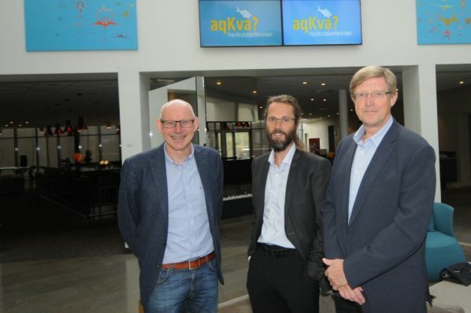 Styreleiar Kjell Arne Møklebust, teknisk arrangør Vidar Onarheim og styremedlem Tor Solberg har alle sett fram til årets konferanse som dei meiner byr på mykje bra fagleg innhald. Klikk for større bilete. Foto: Pål Mugaas Jensen/Kyst.no. Styreleiar Kjell Arne Møklebust, teknisk arrangør Vidar Onarheim og styremedlem Tor Solberg har alle sett fram til årets konferanse som dei meiner byr på mykje bra fagleg innhald. Klikk for større bilete. Foto: Pål Mugaas Jensen/Kyst.no.