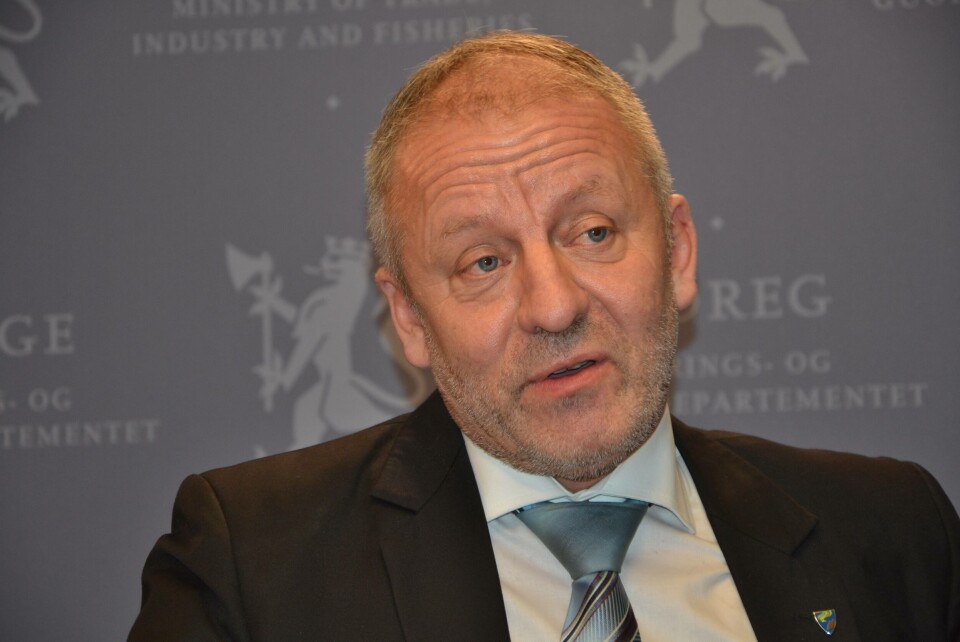 Fiskeri- og sjømatminister Geir-Inge Sivertsen har bedt om å få trekke seg. Foto: Harrieth Lundberg Fiskeri- og sjømatminister Geir-Inge Sivertsen har bedt om å få trekke seg. Foto: Harrieth Lundberg