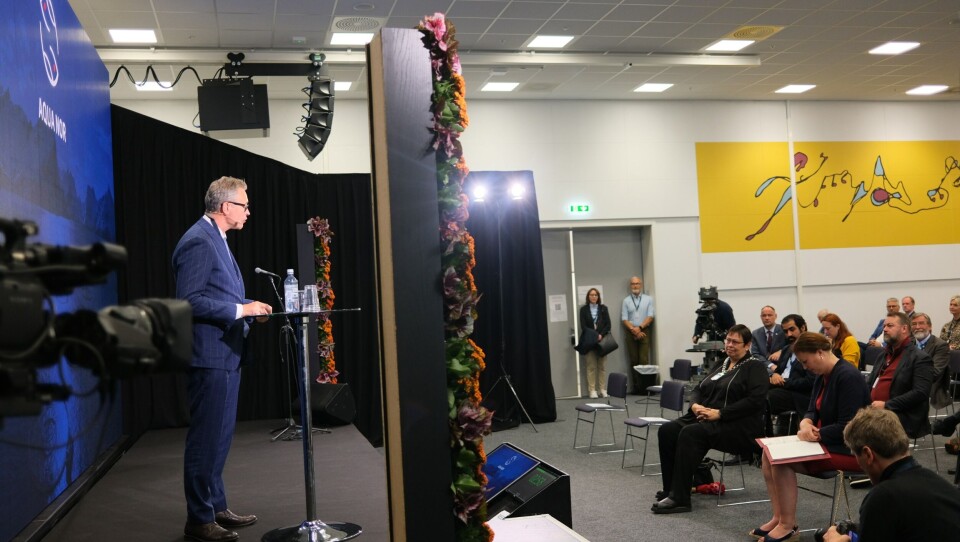 Aqua Nor 2021 er nå i full gang, og messeområdet begynner sakte men sikkert å fylle seg opp med folk. Her er fiskeri- og sjømatminister Odd Emil Ingebrigtsen under åpningen av Aqua Nor 2021. Foto: Pål Mugaas Jensen