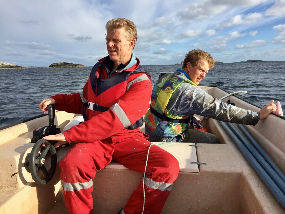 Cato sammen med bror Arthur Lyngøy. Foto: Hauge Aqua.