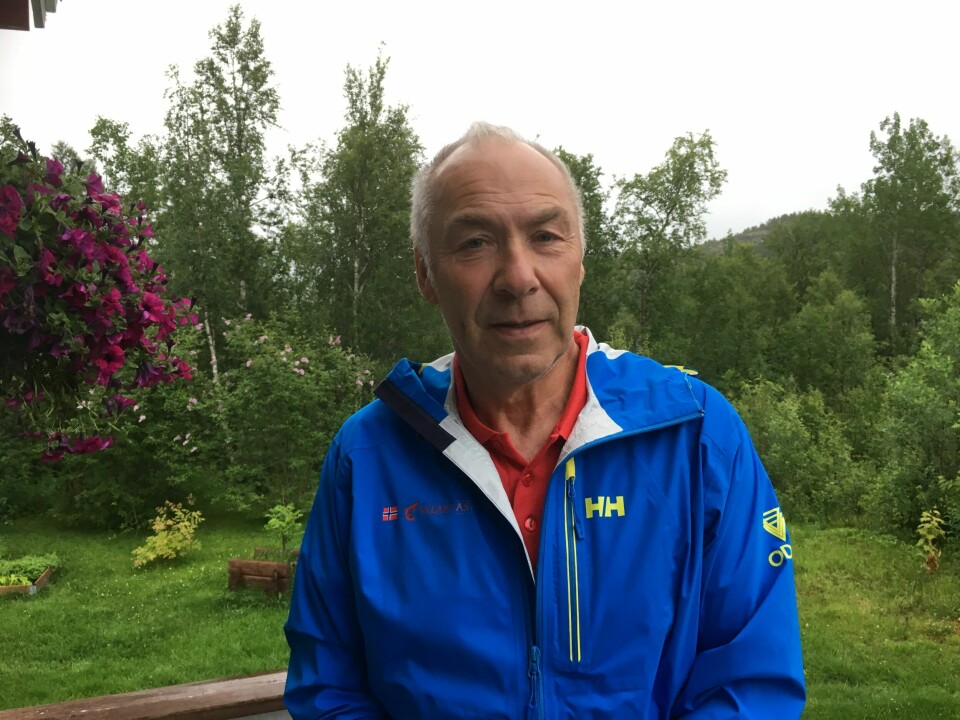 Odd Bekkel, daglig leder i Salaks, lovet 500 kilo laks til den som klarte den verste kneika i Arctic Race of Norway. Søndag deler han ut prisen i Frankrike.Foto: Privat.
