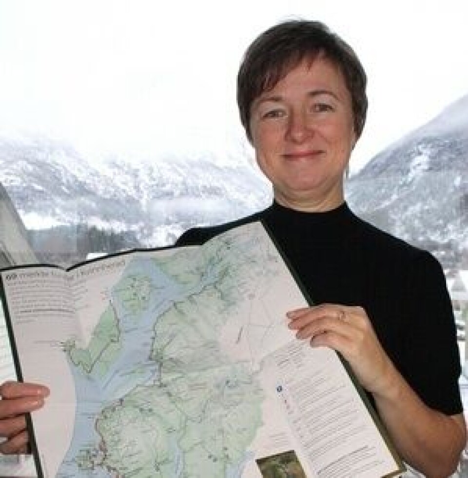 Karen Løvfall Våge i Kvinnherad Turistinformasjon likar planane til Eide Fjordbruk om visningskonsesjon. Foto: Kvinnherad Kommune.