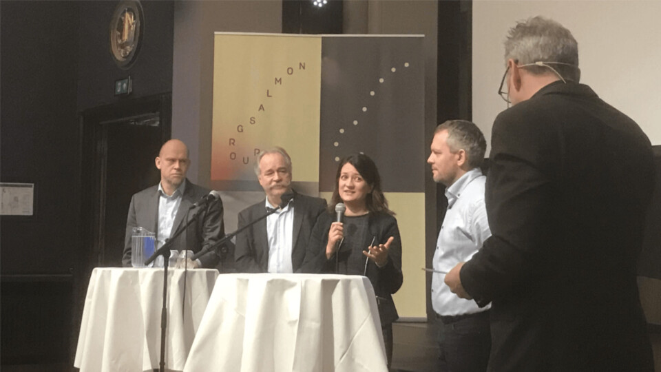 Paneldebatt om oppdrett. Illustrasjonsfoto: Salmon Group.