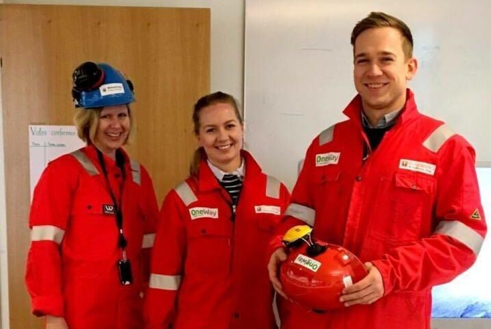 Gry Løkke, Karoline Sjødal Olsen og Lars-Kristian Opstad i Blue Lice på vei til verkstedet på Rosenberg Verft for å lage første prototype. Foto: X2 Labs Gry Løkke, Karoline Sjødal Olsen og Lars-Kristian Opstad i Blue Lice på vei til verkstedet på Rosenberg Verft for å lage første prototype. Foto: X2 Labs