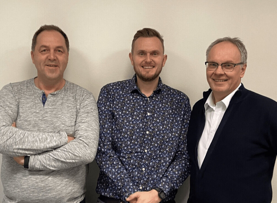 F. v.: Arne Berge, leder for produktutvikling og marked, Tor Magne Madsen, nyansatt prosjekt- og salgssjef og Tor Hellestøl, daglig leder. Foto: Fishglobe AS.