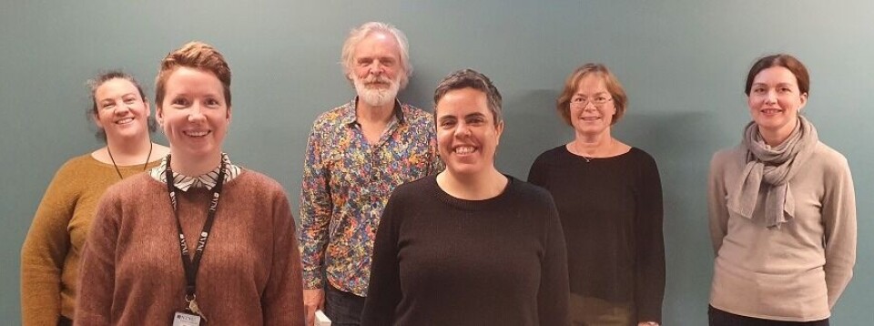 MicroMucus-gjengen ved NTNU. Fra venstre: Catherine T. Nordgård (forsker), Karen Dunker (PhD-kandidat), Olav Vadstein (professor), Sol Gomez de la Torre Canny (forsker), Ingrid Bakke (professor og prosjektleder) og Marit Sletmoen (professor). Foto: NTNU Institutt for bioteknologi og matvitenskap