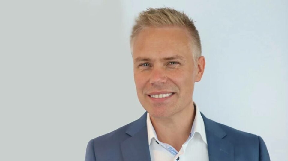 - Ved å benytte mikroalger i laksefôr, kan vi minske belastningen på villfiskbestandene og i stedet utnytte den opprinnelige kilden til essensielle omega-3 fettsyrer, sier Vidar Gundersen, Global Sustainability Director, BioMar Group. Foto: BioMar. - Ved å benytte mikroalger i laksefôr, kan vi minske belastningen på villfiskbestandene og i stedet utnytte den opprinnelige kilden til essensielle omega-3 fettsyrer, sier Vidar Gundersen, Global Sustainability Director, BioMar Group. Foto: BioMar.