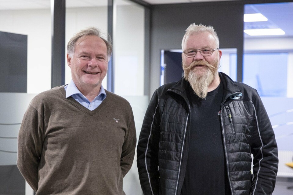 Oceanize-gründer Tom Richard Hamland (til høyre) blir med som en av flere nye eiere i MOEN-Gruppen, når resirkuleringsselskapet Oceanize nå blir en del av industrikonsernet MOEN. Foto: Lykt foto og film