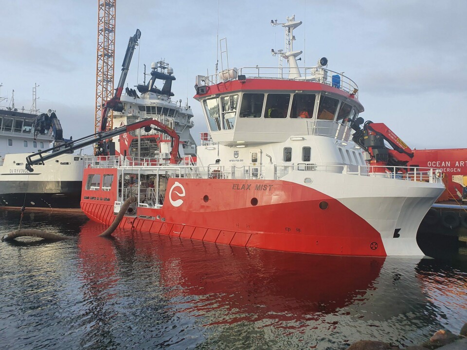 Båten har en lengde på knappe 26 meter, og 10 meter bredde. Foto: Elax