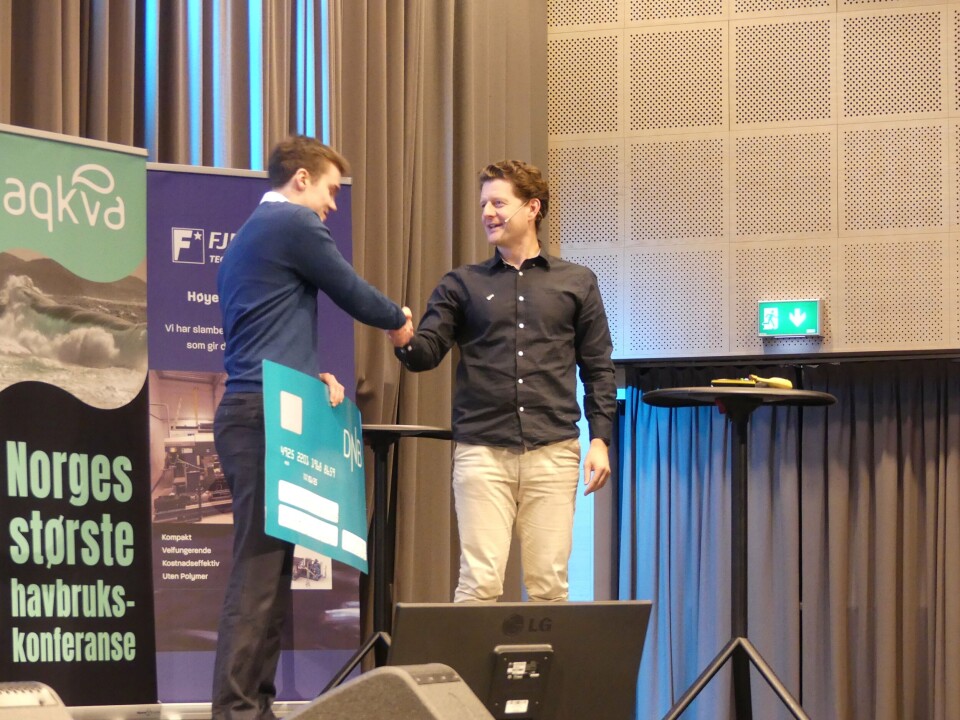 Brede Fannemel stakk av med seieren for beste poster under Aqkva-konferansen 2020. Foto: Ole Andreas Drønen