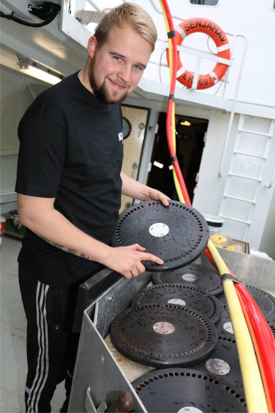 Paul Pettersen er fornøyd med det gode samarbeidet med Botnhamn Sveis og NRS i Troms. Foto: AKVA Group.