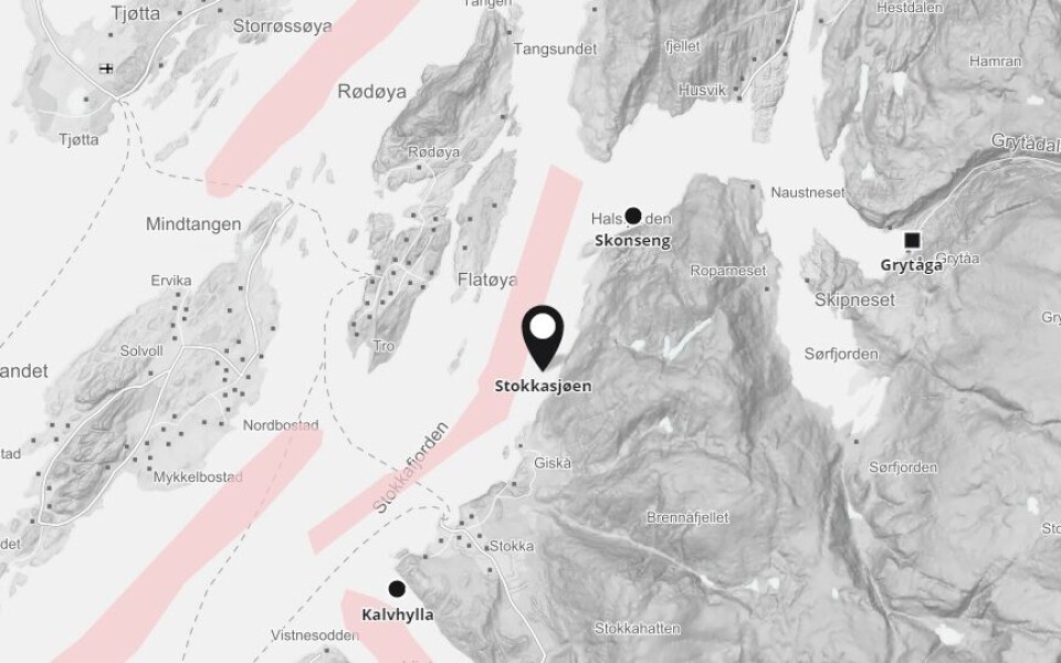 Det er påvist ILA på Nova Sea lokaliteten Stokkasjøen og selskapet må nå slakte ut all fisken. Kartillustrasjon: Barentswatch.