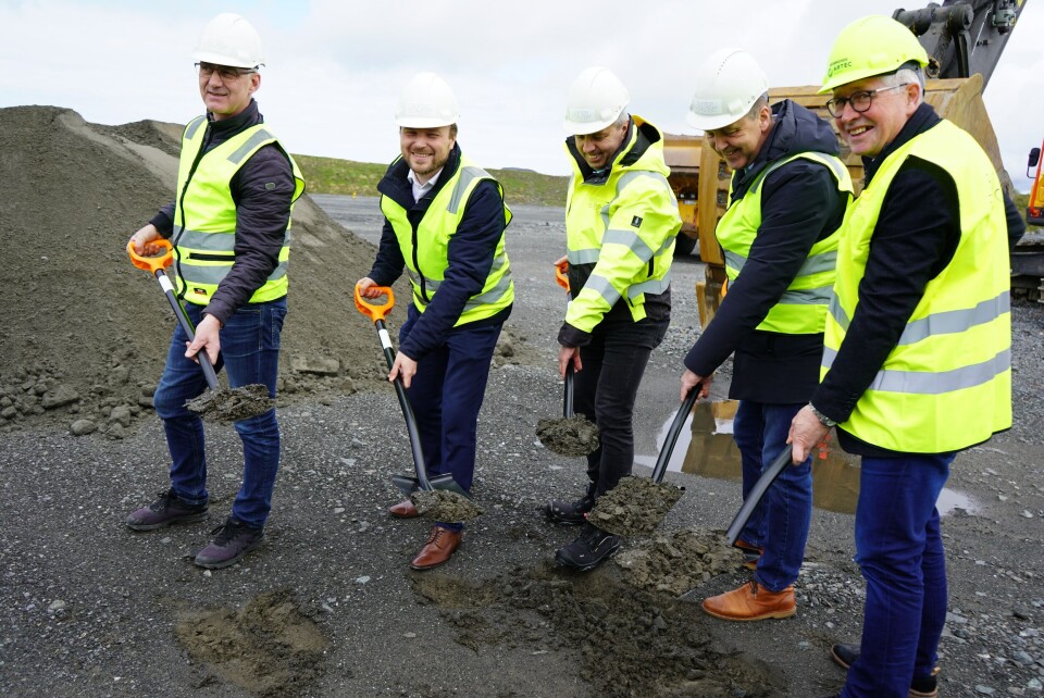 Fra venstre: Jonny Småge, styreleder Tore Tønseth, Ingjarl Skarvøy, Per Olav Mevold, Kristofer Reiten. Foto: Doxacom