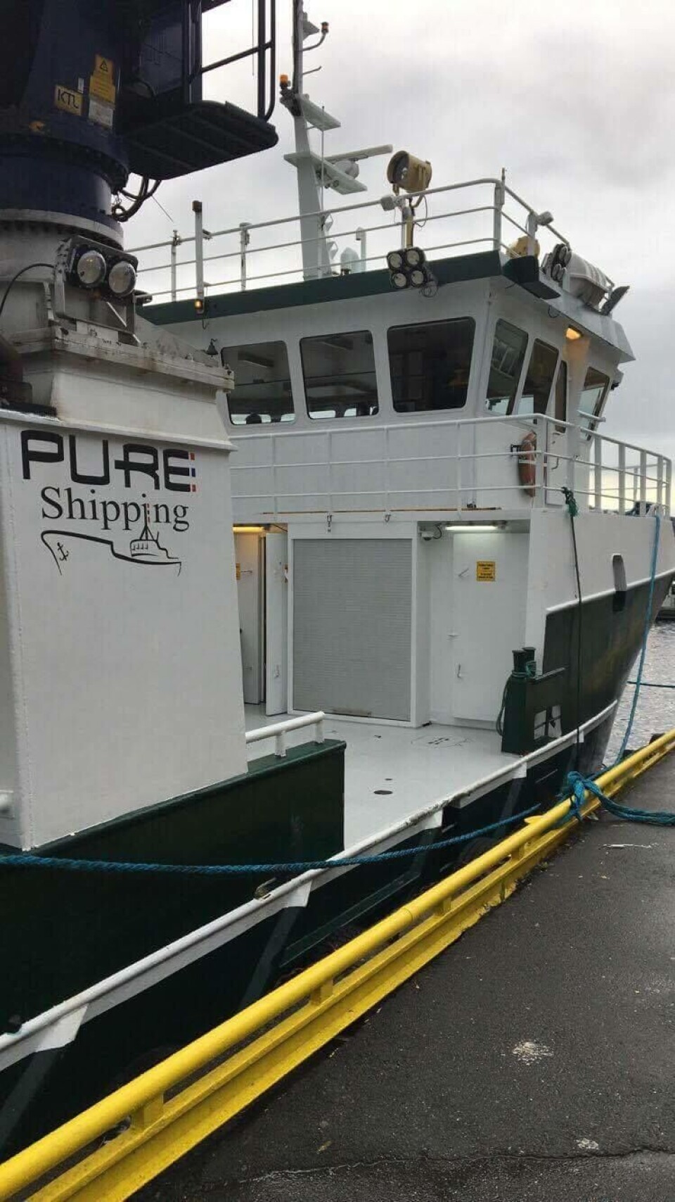 Labor er en servicebåt på 14,99 x 9,00 bygd hos Ulvan Båt på Hitra. Foto: Smøla Klekkeri og Settefisk AS.