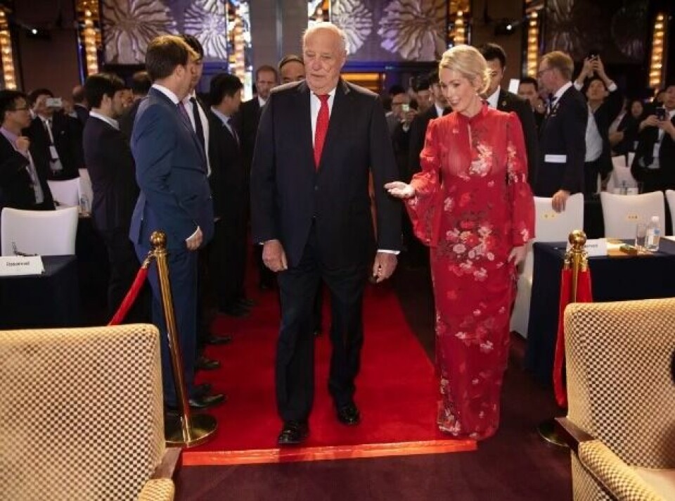 Kong Harald og Anita Krohn Traaseth under den offisielle åpningen av statsbesøket til Kina. Foto: Tom Hansen.