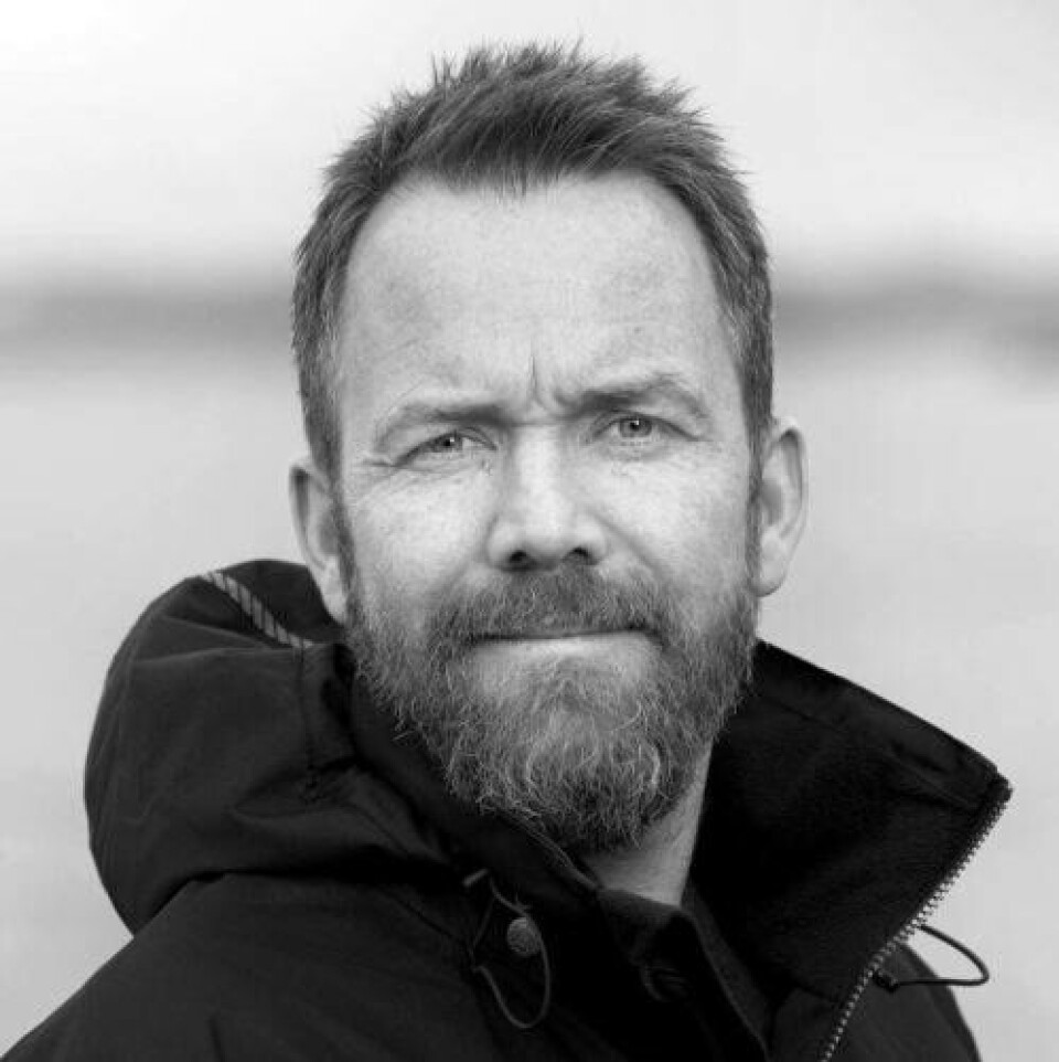 Magnus Stendal i FiiZK mener erfaring med stordrift og lukkede merder på en hel lokalitet vil være viktig for havbruksnæringen. Foto: Fiizk