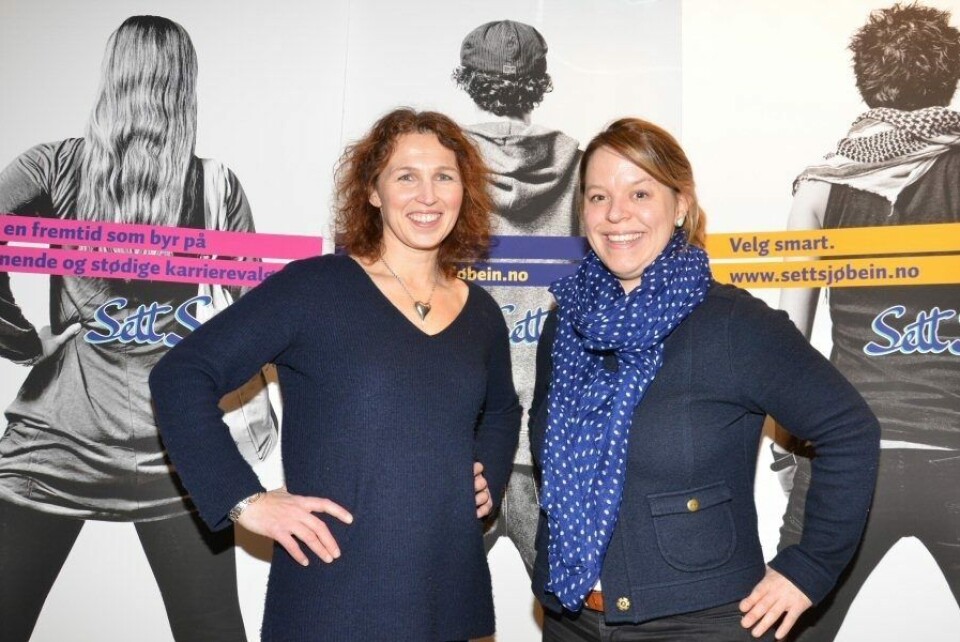Sekretariatet til Sett Sjøbein, til venstre Janita Arhaug og til høyre Silje B Risholm. Foto: Jan Erik Indrestrand, Norges Fiskarlag.
