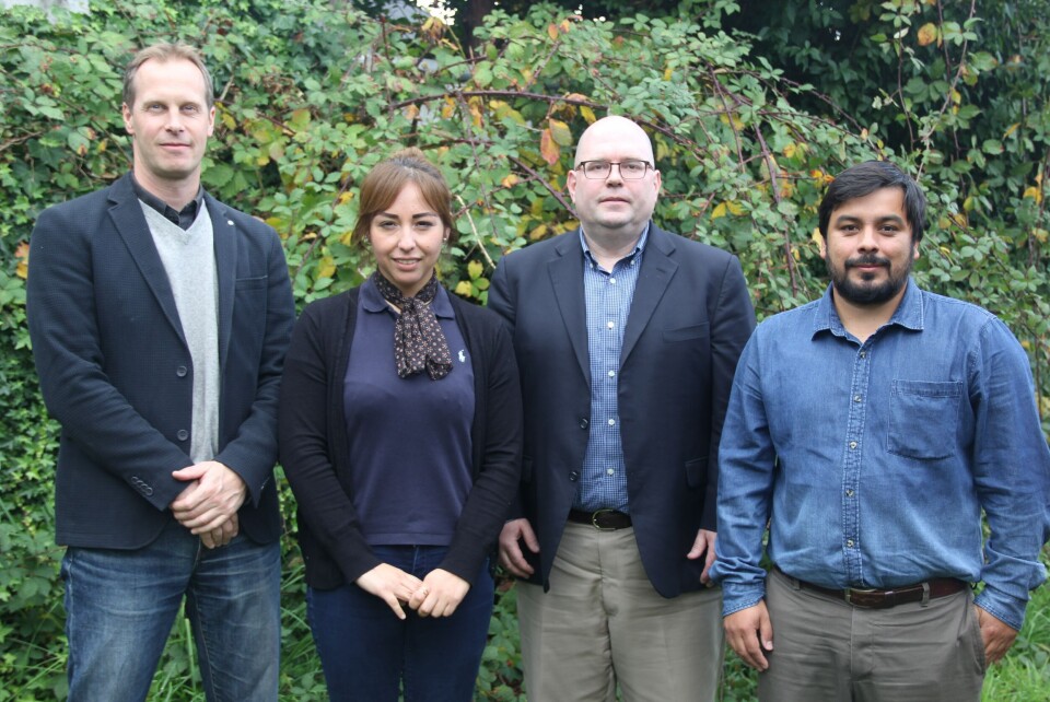 Jörn Tölle, er Hach's 'Latin American Instrumentation Manager', Jennifer Oliva, er Aguasin's 'Southern Laboratory Growth Leader', Thomas Mitchell er 'Vice-Chairman of the Commercial Team' i Sea-Bird Scientific, og Christian Lorca, Dagligl leder i selskapet Aguasin. Photo: Daniella Balin, Salmonexpert. Jörn Tölle, er Hach's 'Latin American Instrumentation Manager', Jennifer Oliva, er Aguasin's 'Southern Laboratory Growth Leader', Thomas Mitchell er 'Vice-Chairman of the Commercial Team' i Sea-Bird Scientific, og Christian Lorca, Dagligl leder i selskapet Aguasin. Photo: Daniella Balin, Salmonexpert.
