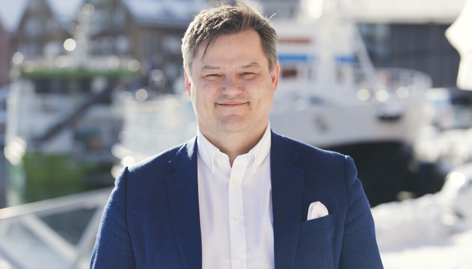 Bjørn-Erik Stabell på scenen – og klar for nytt oppdrag i Sjømatrådet.