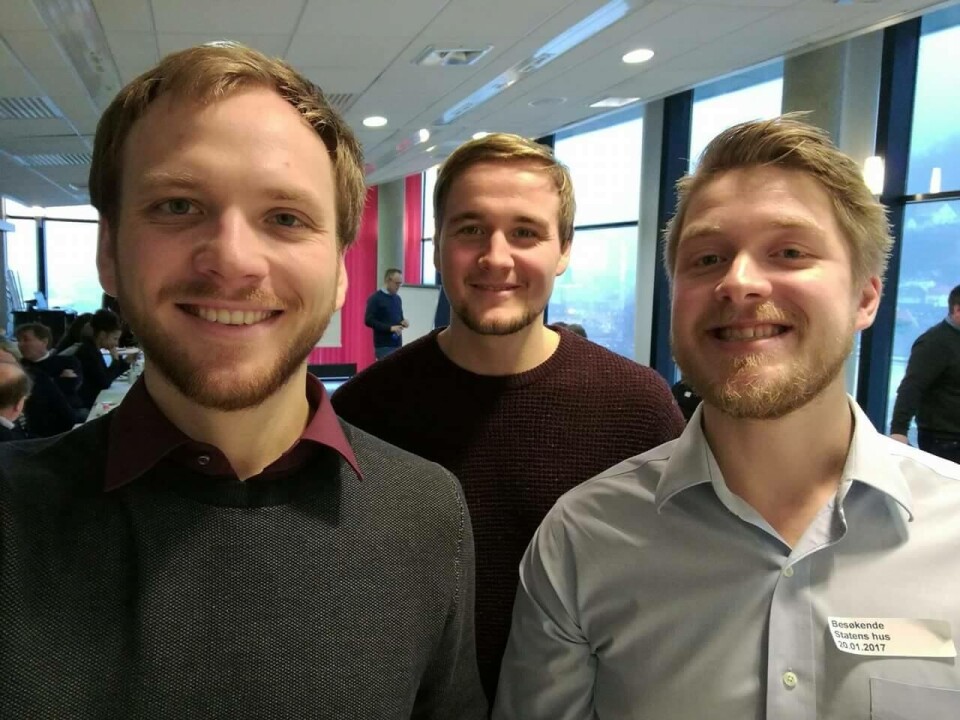 Gründerne Roymond Olsen f.v, Anders Lepperød og Emil Lingfors, her avbildet på Innovasjon Norge kurs. Mangler Richard Olsen og Øystein Follo på bildet. Foto: privat. Gründerne Roymond Olsen f.v, Anders Lepperød og Emil Lingfors, her avbildet på Innovasjon Norge kurs. Mangler Richard Olsen og Øystein Follo på bildet. Foto: privat.
