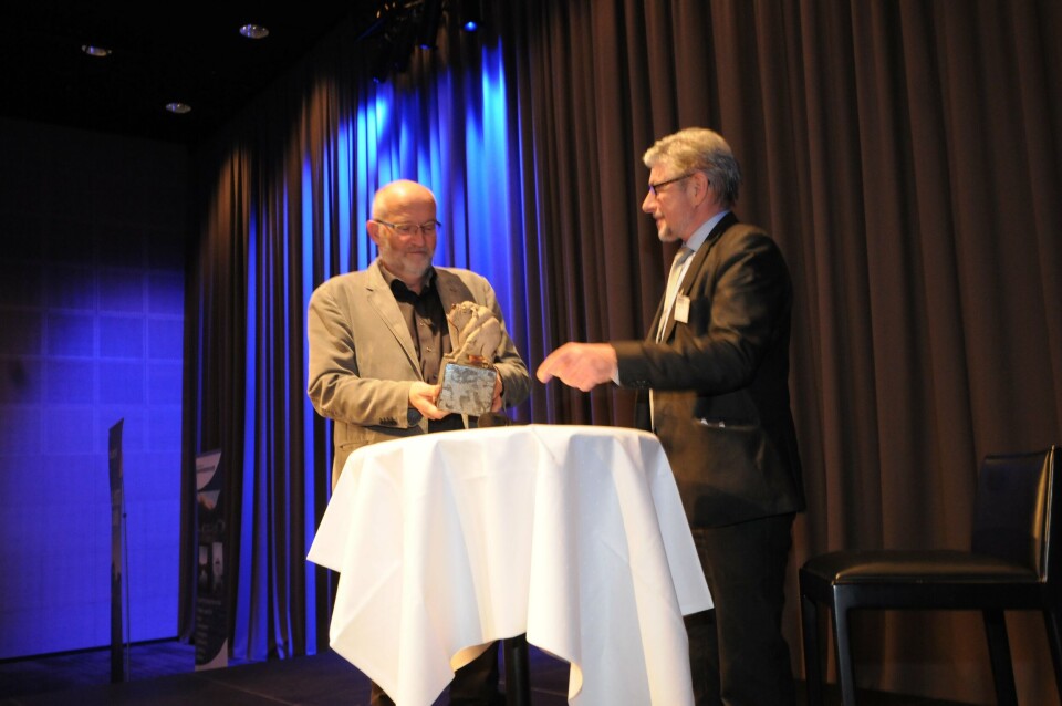 Sveinung Sandvik fekk AqKva prisen for 2018. Foto: Kyst.no. Sveinung Sandvik fekk AqKva prisen for 2018. Foto: Kyst.no.