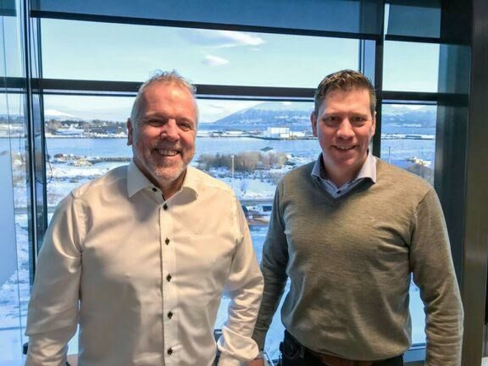 Roar Slotsvik (til høyre) tar over etter gründer Asbjørn Solevågseide. Foto: NTB