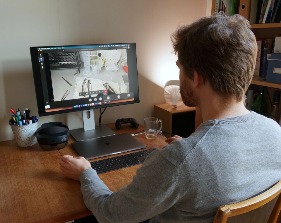 Jelmer Verhoog, seniorkonsulent innen «mixed reality» i Sopra Steria, deltar fra hjemmekontoret. Foto: Sopra Steria Jelmer Verhoog, seniorkonsulent innen «mixed reality» i Sopra Steria, deltar fra hjemmekontoret. Foto: Sopra Steria