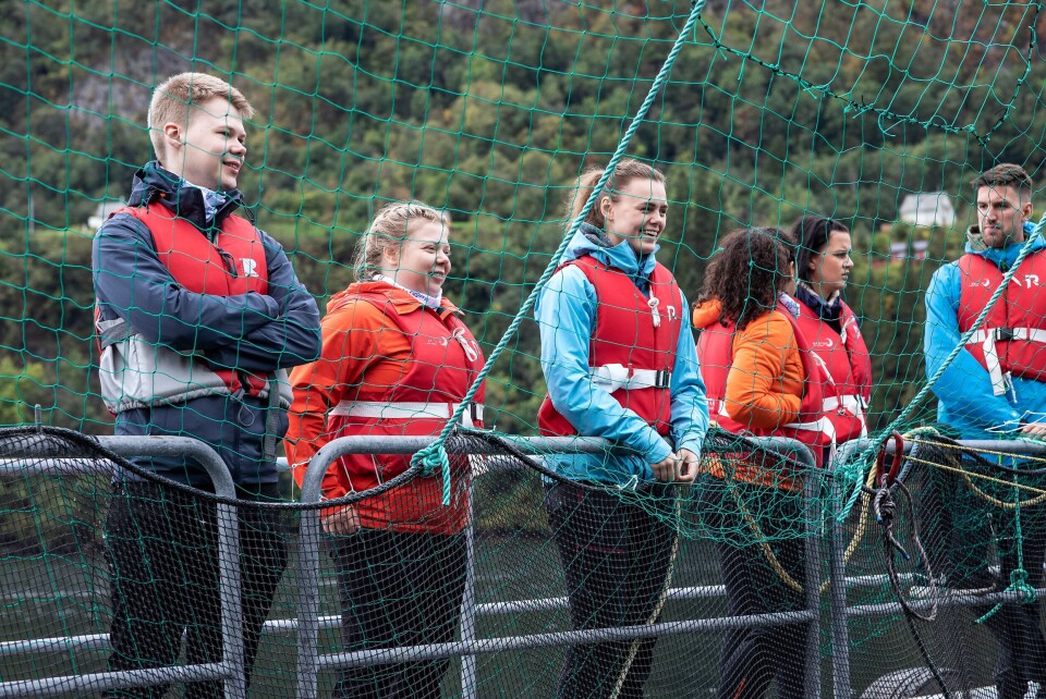 Seafood Trainee besøk hos Hardanger Akvasenter og Lingalaks. Besøket var del av modul 1 med hovedfokus på verdikjeden innen havbruk.  Foto: Silje Katrine Robinson.