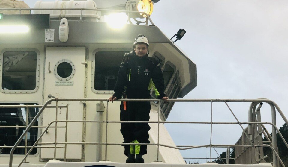 Daglig leder Torstein Storebø om bord på en av fartøyene deres. Foto: Sjåsund Marine.