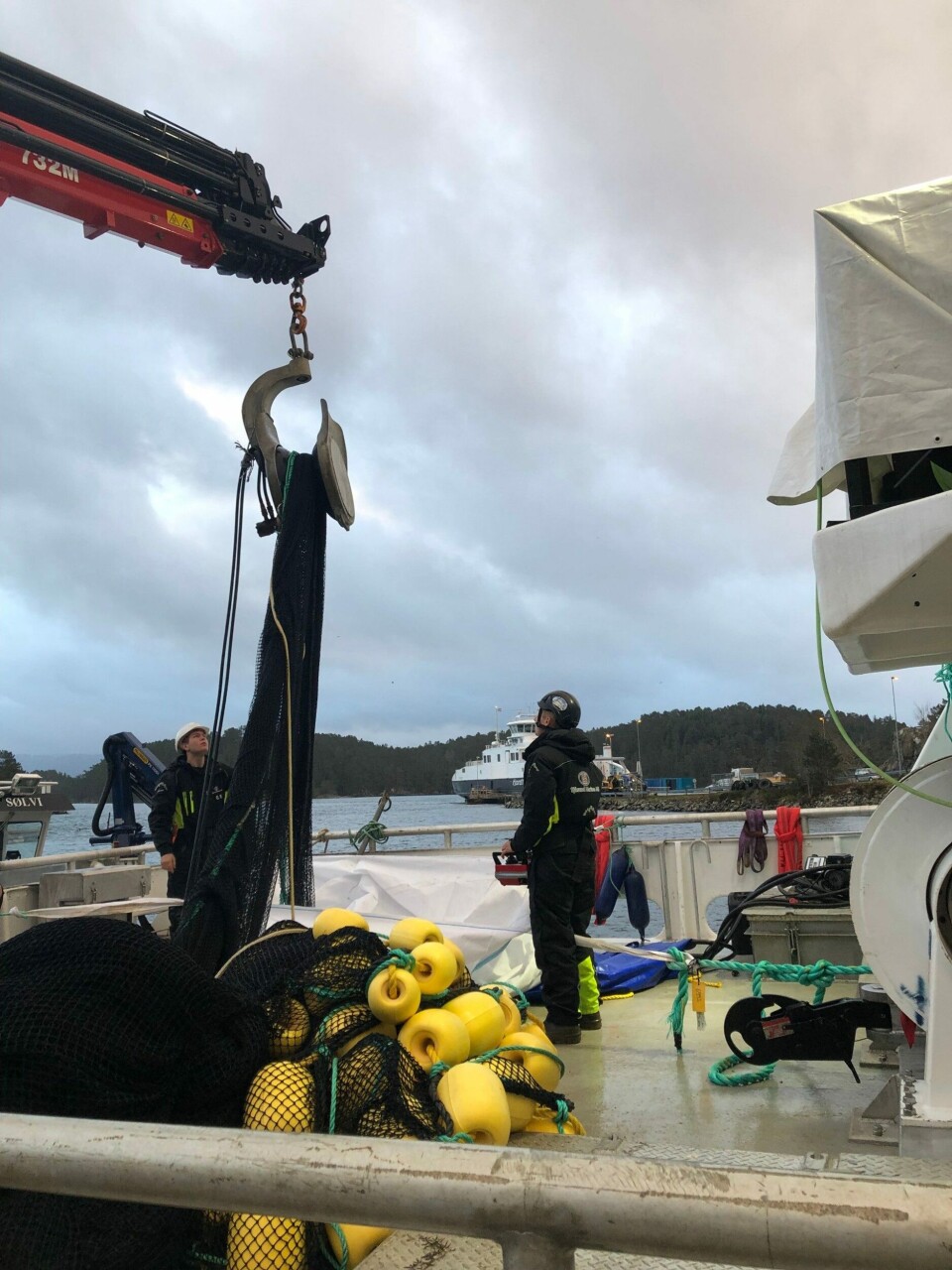 Sjåsund Marine på oppdrag. Foto: Sjåsund Marine