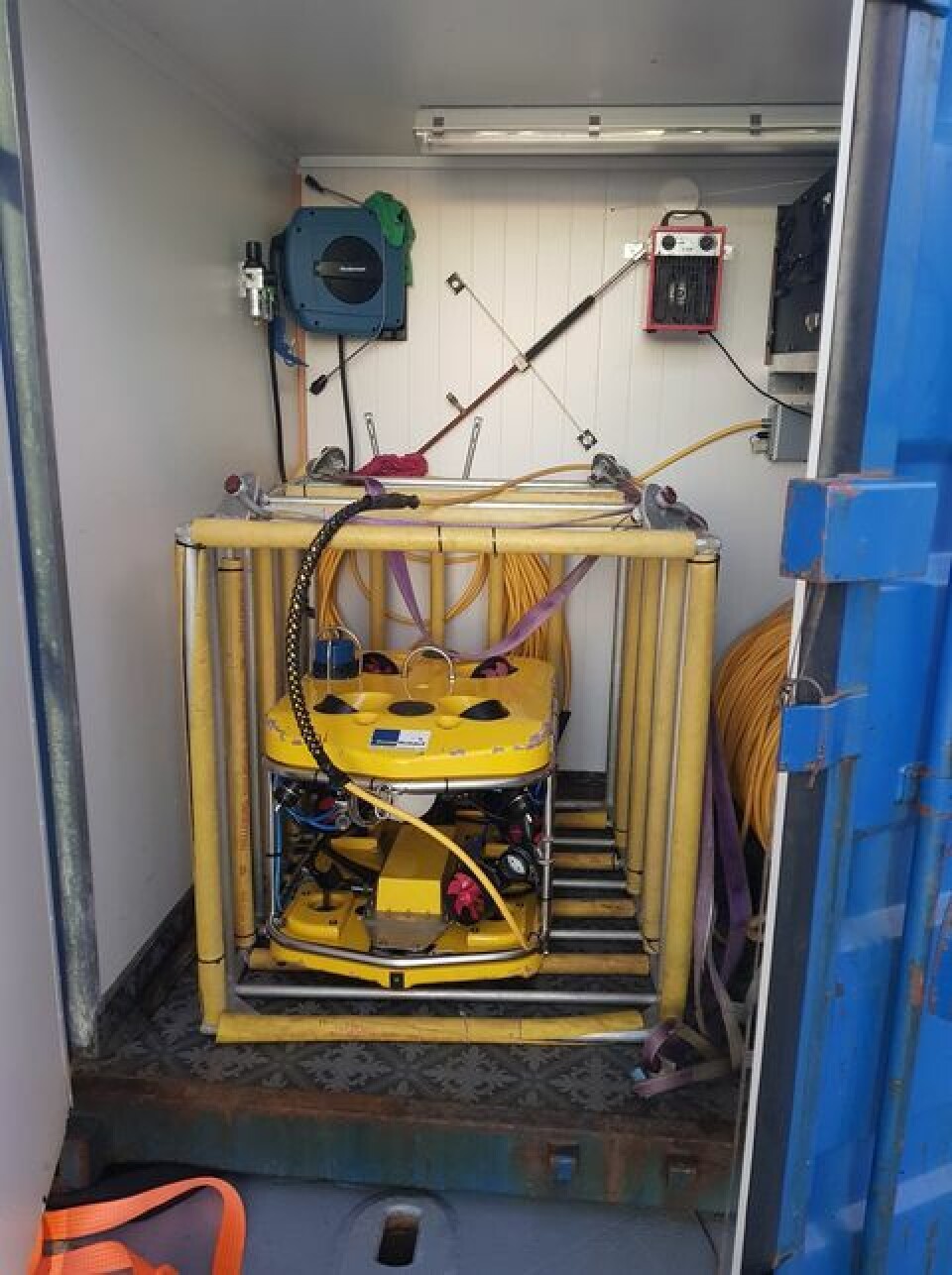 M/S «Helnessund» er utstyrt med ROV. Foto: Bjørnar Blaalid