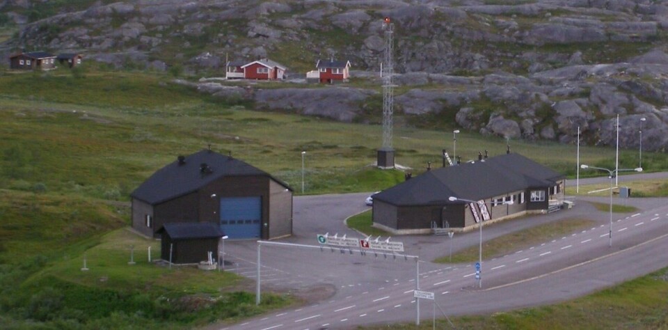 Etter samtaler med sjømatnæringen vil Tolletaten utvide åpningstiden ved Bjørnfjell Tollsted fram til klokka to om natta på hverdager i «rødfiskperioden» i tida fra 1.september til 31. desember, melder Tolletaten. Foto: Tolletaten.